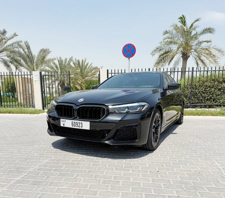 BMW 5 SERIES 2023