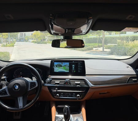 BMW 5 SERIES 2023