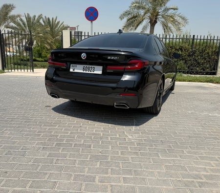 BMW 5 SERIES 2023