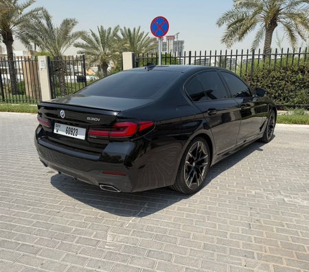 BMW 5 SERIES 2023