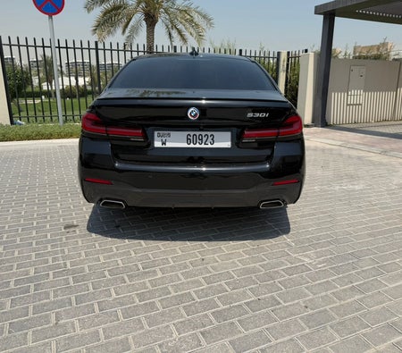 BMW 5 SERIES 2023