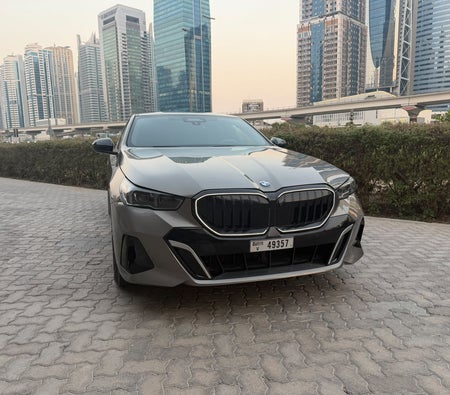 BMW 5 SERIES 2026