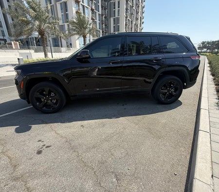 JEEP GRAND CHEROKEE 2024