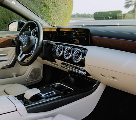 MERCEDES CLA CLASS 2023
