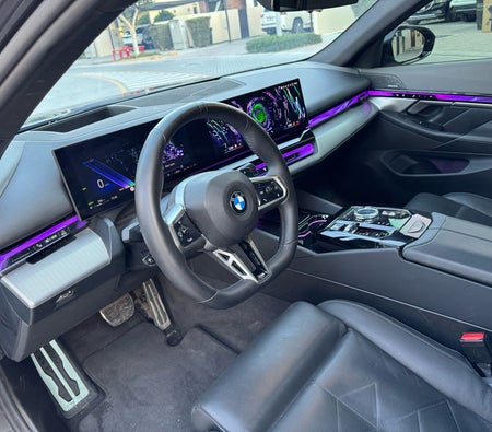BMW 5 SERIES 2024