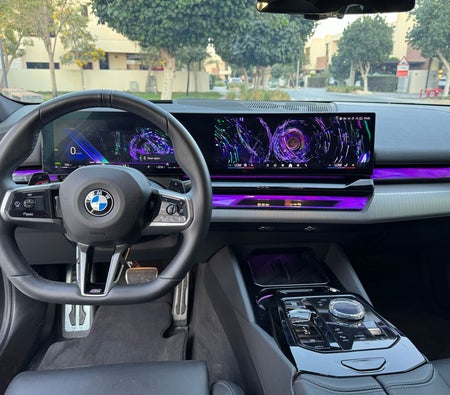 BMW 5 SERIES 2024
