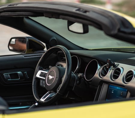 FORD MUSTANG 2020
