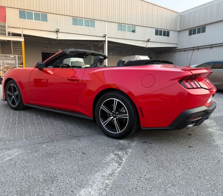 FORD MUSTANG 2024