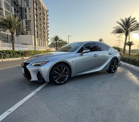 LEXUS IS 2023