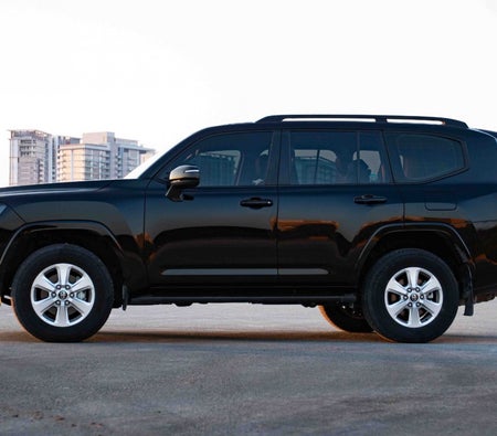 TOYOTA LAND CRUISER 2023