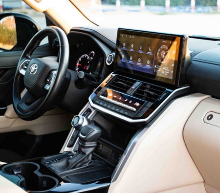 TOYOTA LAND CRUISER 2023