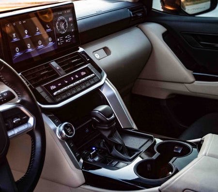 TOYOTA LAND CRUISER 2023