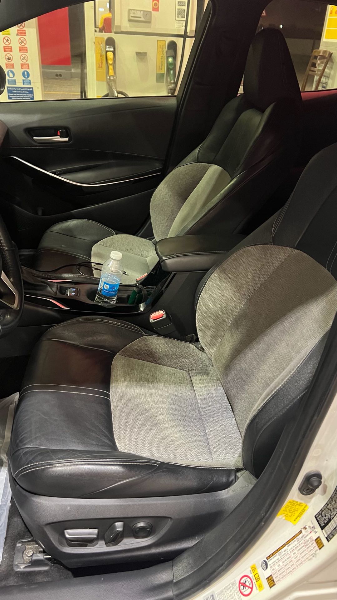 Car Image 2019 TOYOTA COROLLA XSE