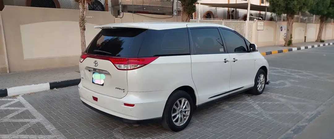 Car Image 2019 TOYOTA PREVIA 