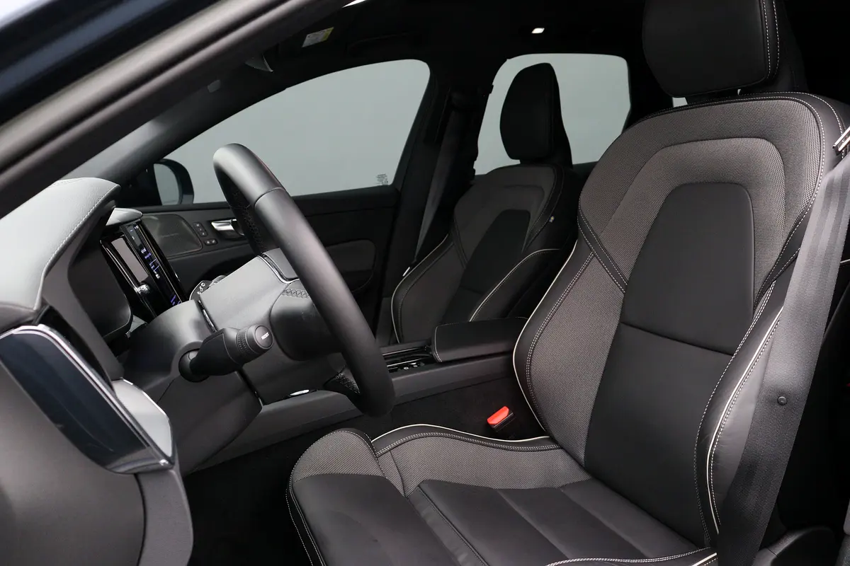 Car Image 2023 VOLVO XC60 