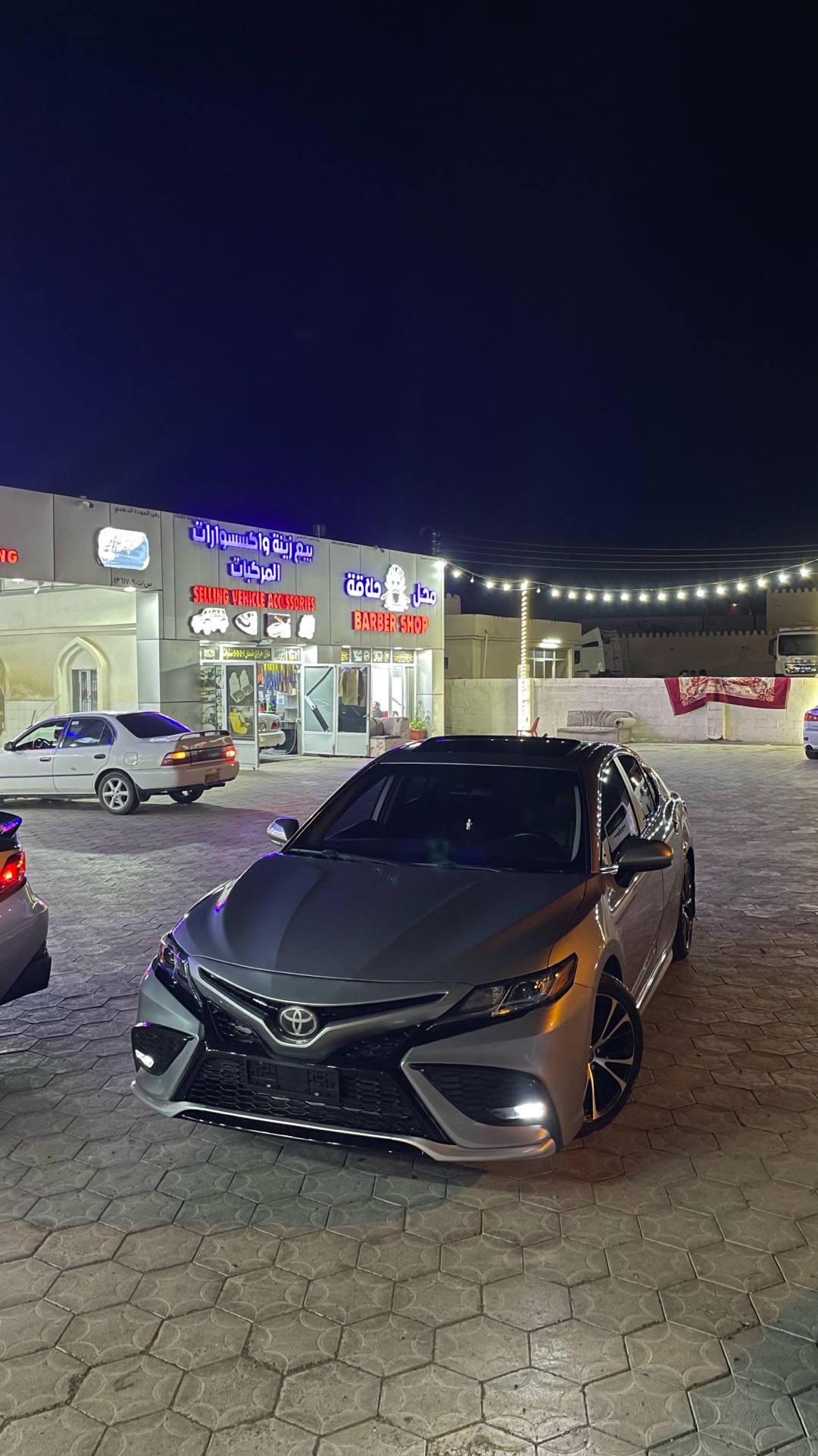 Car Image 2019 TOYOTA CAMRY SE