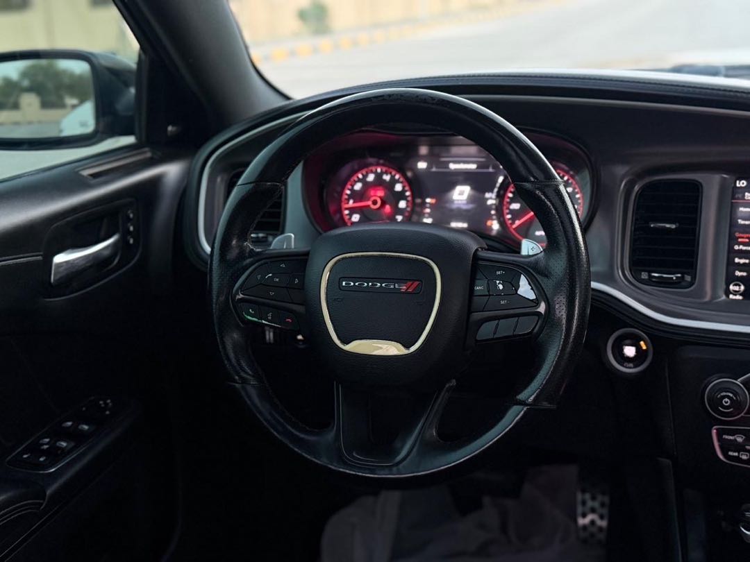 Car Image 2019 DODGE CHARGER GT