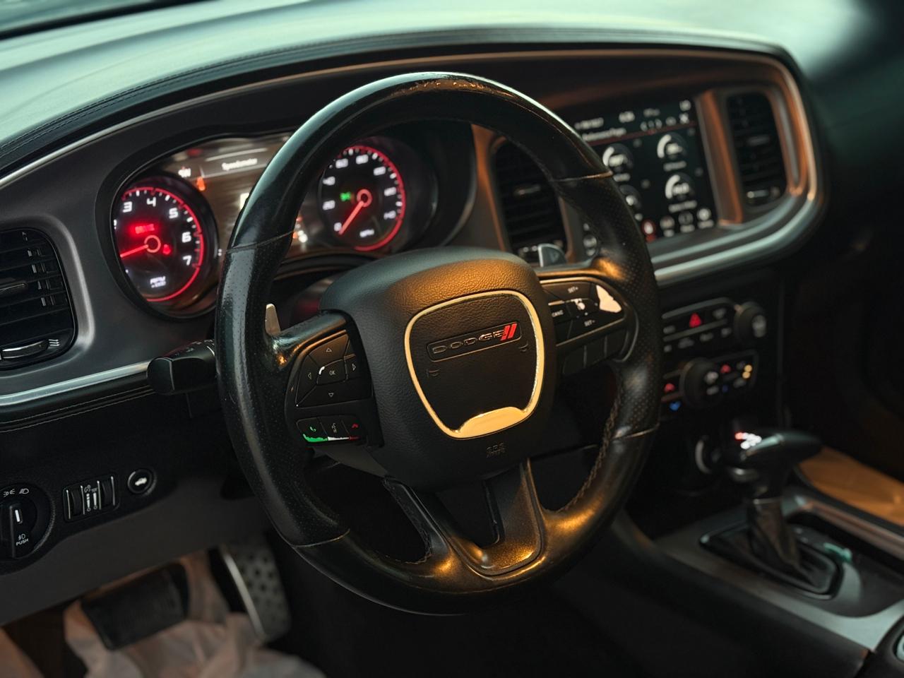 Car Image 2019 DODGE CHARGER GT