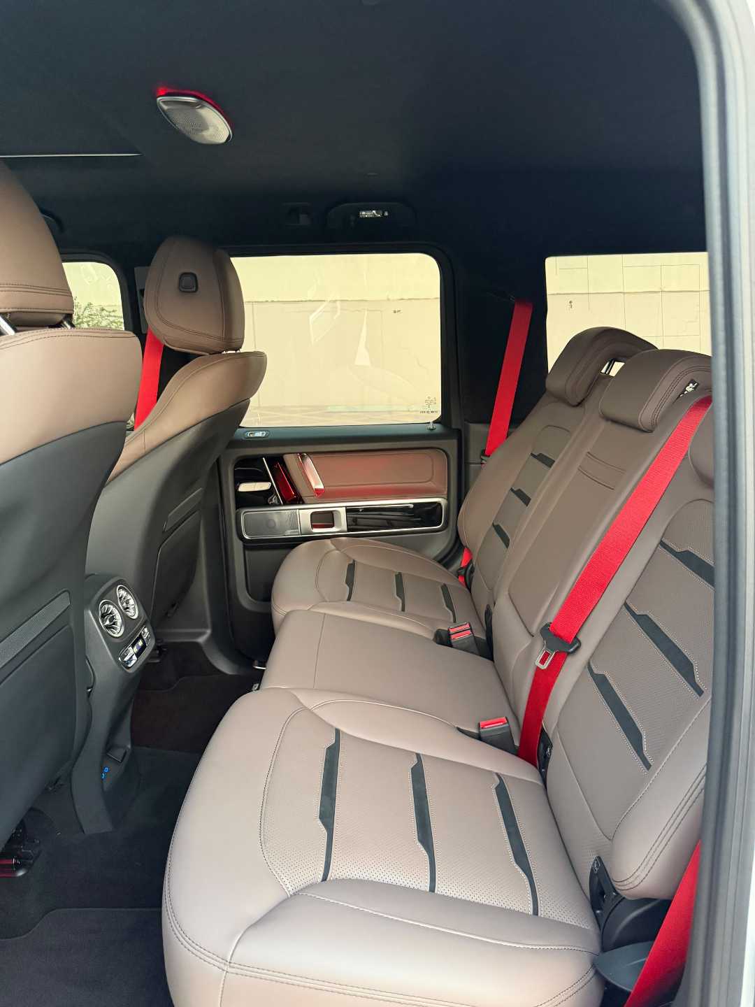 Car Image 2025 MERCEDES G CLASS 63