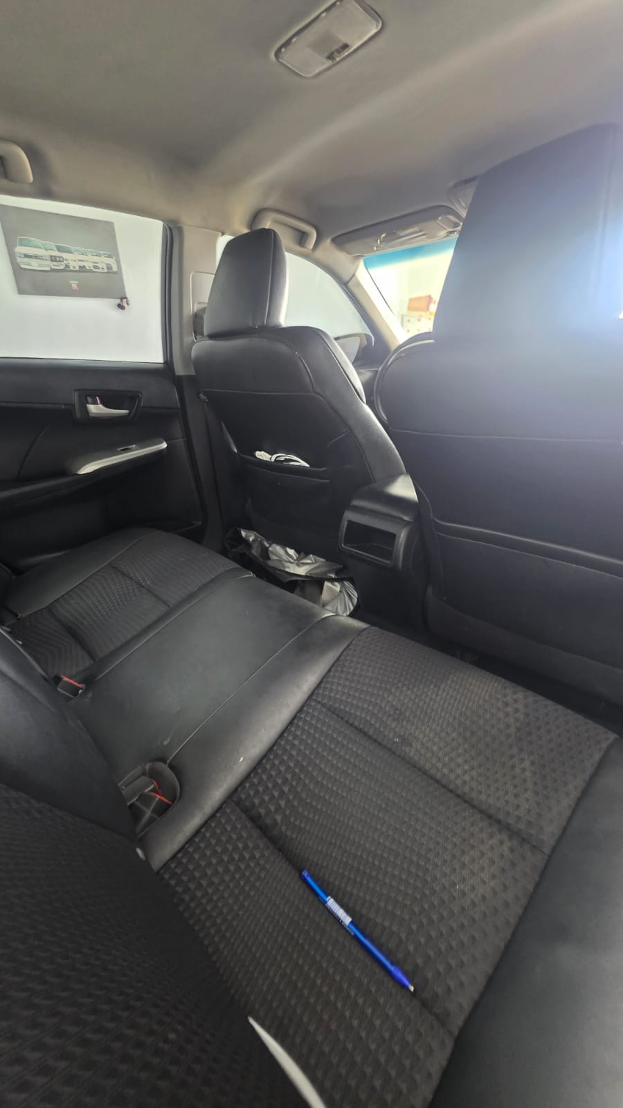 Car Image 2013 TOYOTA CAMRY SE