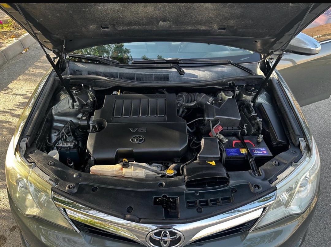 Car Image 2013 TOYOTA CAMRY XLE