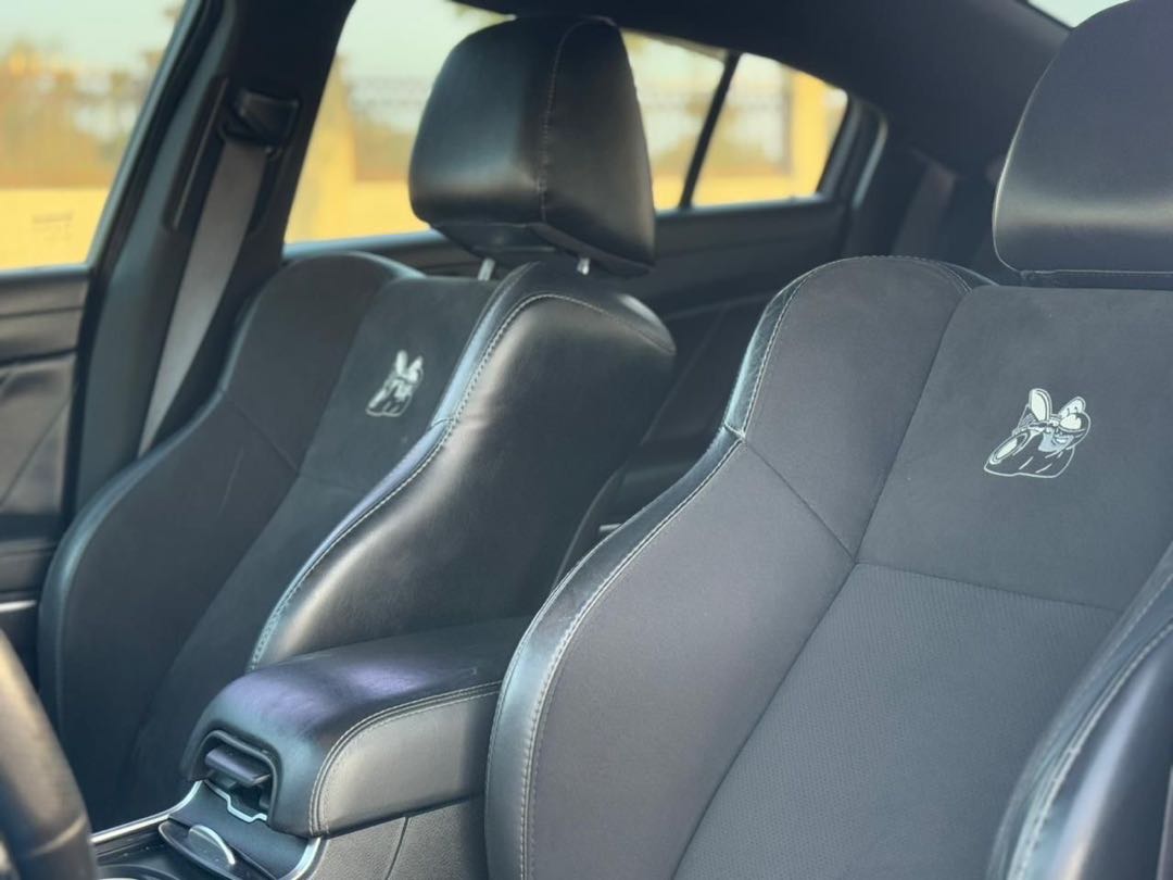 Car Image 2019 DODGE CHARGER SCAT PACK