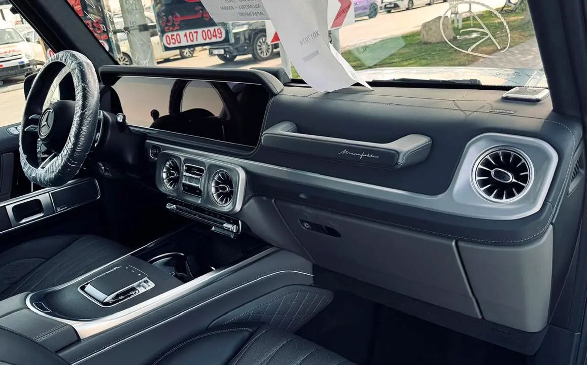 Car Image 2025 MERCEDES G CLASS 63