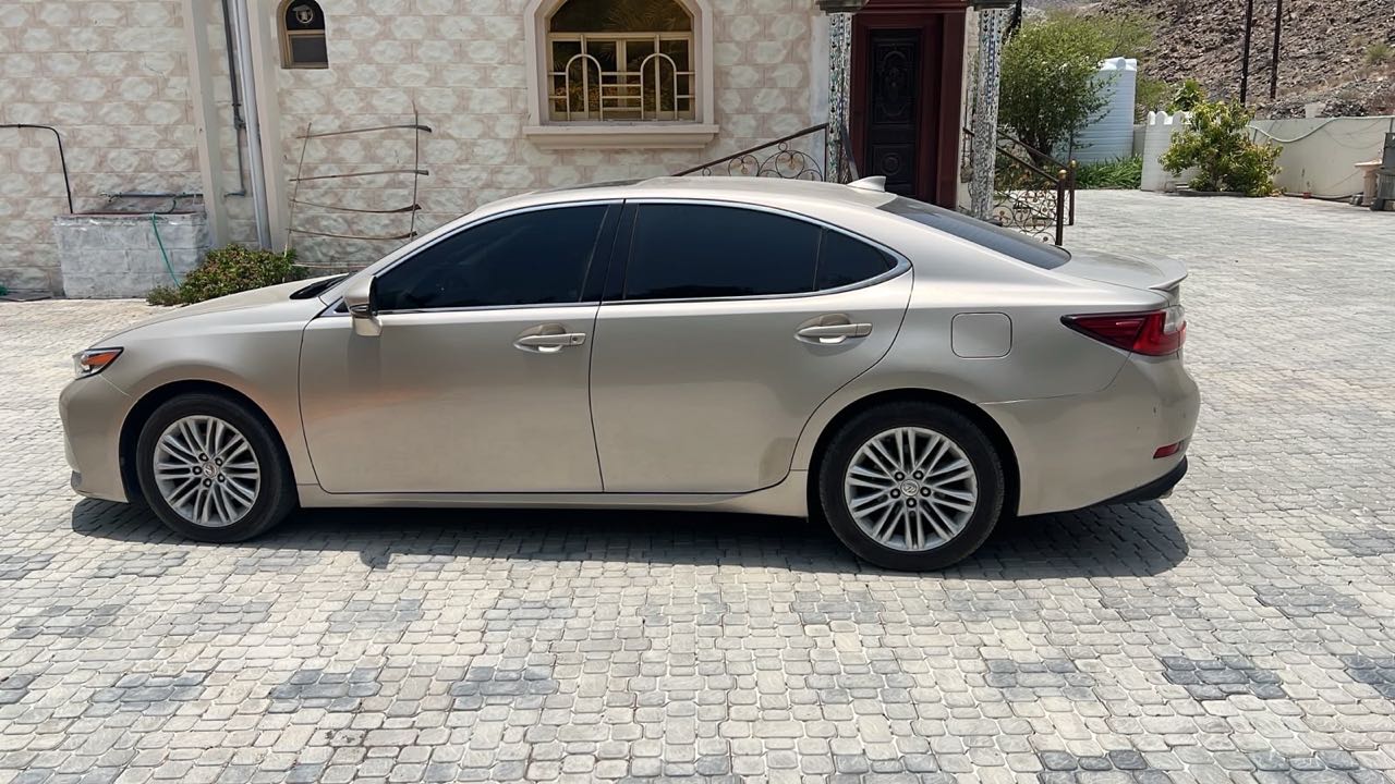 Car Image 2016 LEXUS ES 350