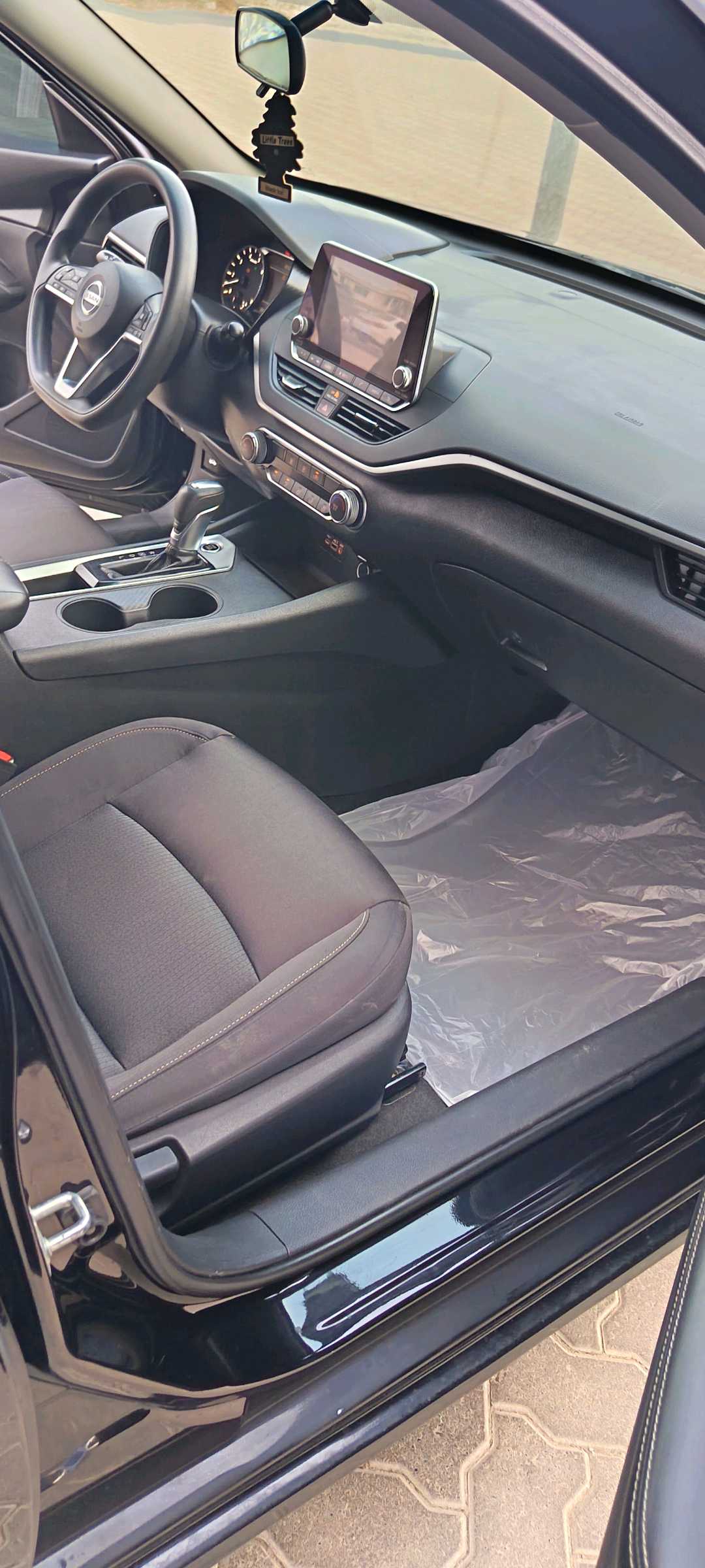 Car Image 2019 NISSAN ALTIMA S