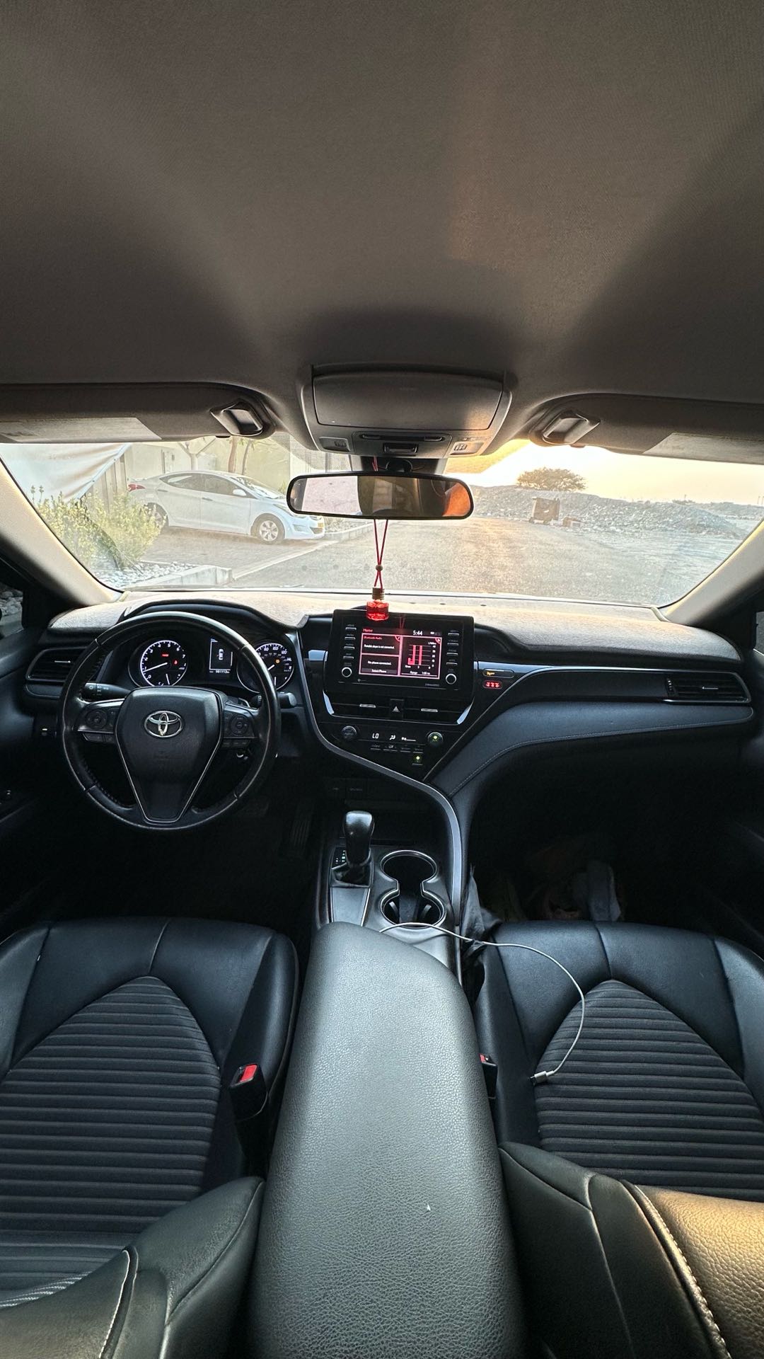 Car Image 2021 TOYOTA CAMRY SE