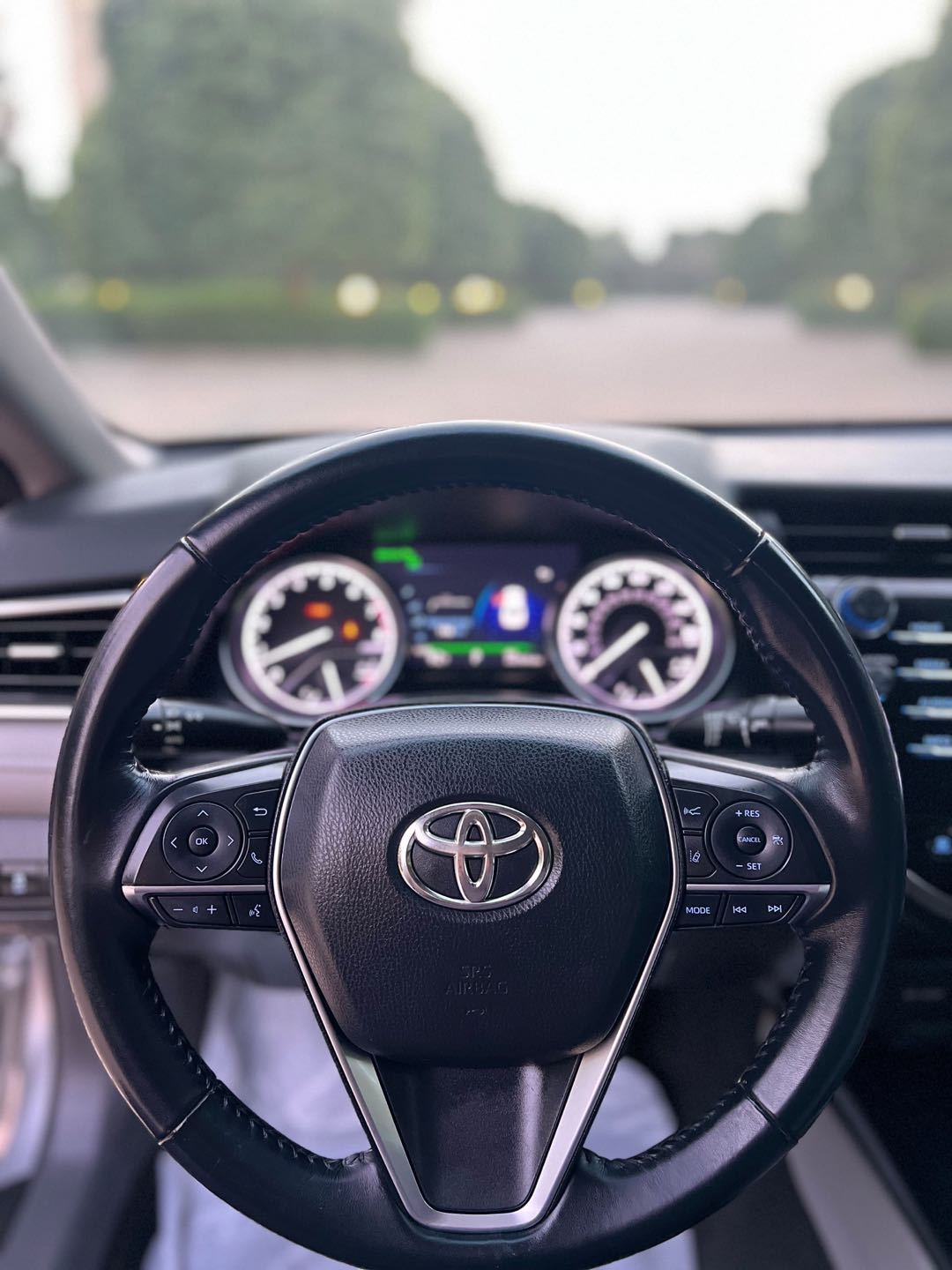 Car Image 2018 TOYOTA CAMRY XLE