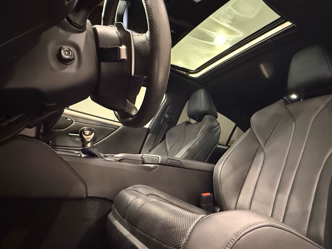 Car Image 2019 LEXUS ES F-sport
