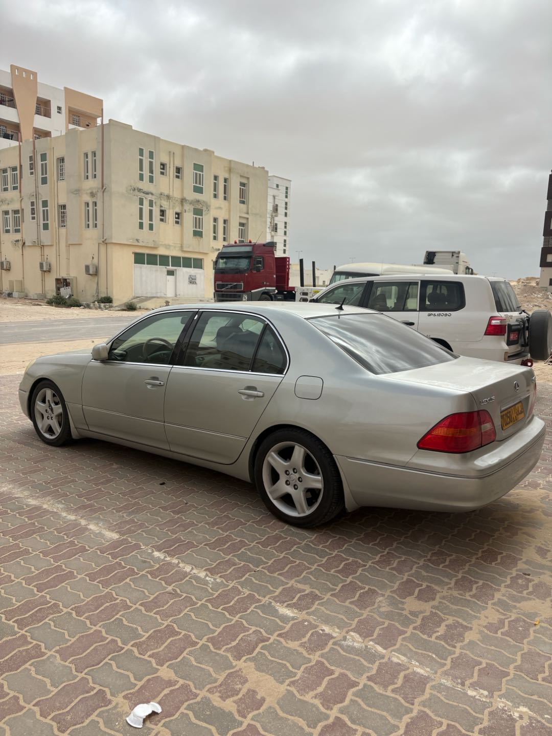 Car Image 2002 LEXUS LS 430 1/2 Ultra