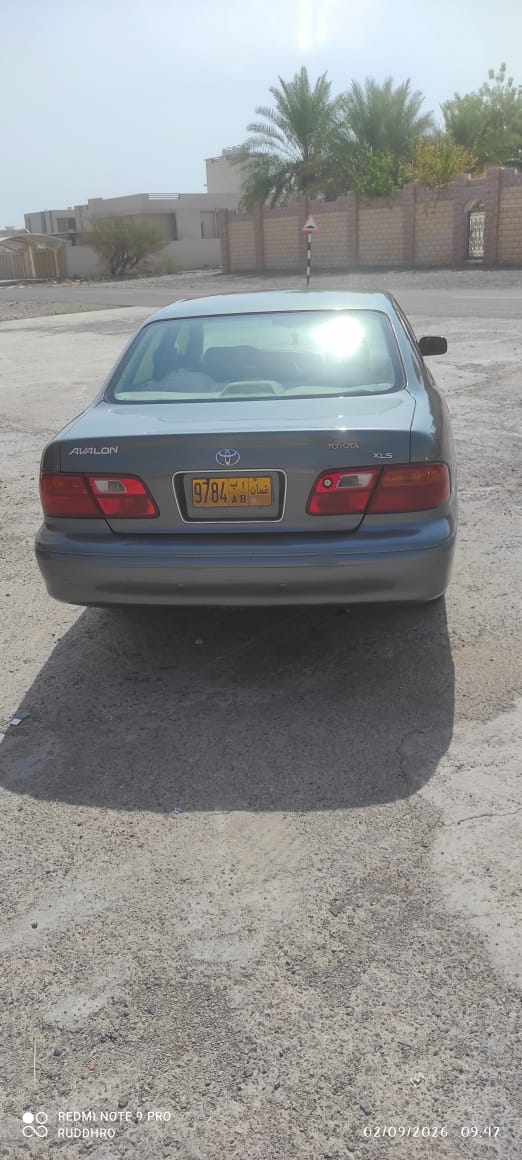 Car Image 1999 TOYOTA AVALON 