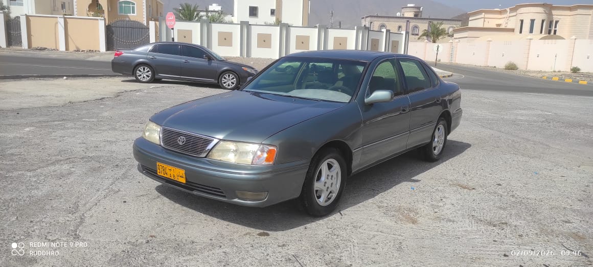 Car Image 1999 TOYOTA AVALON 
