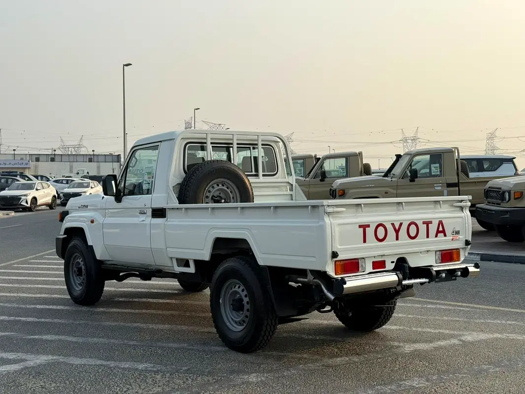 Car Image 2026 TOYOTA LAND CRUISER 