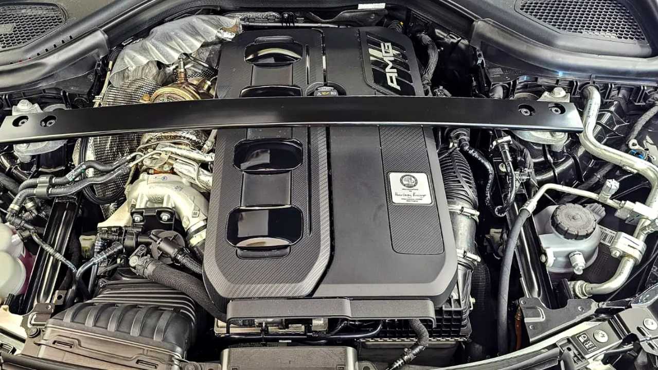 Car Image 2026 MERCEDES GLC CLASS 