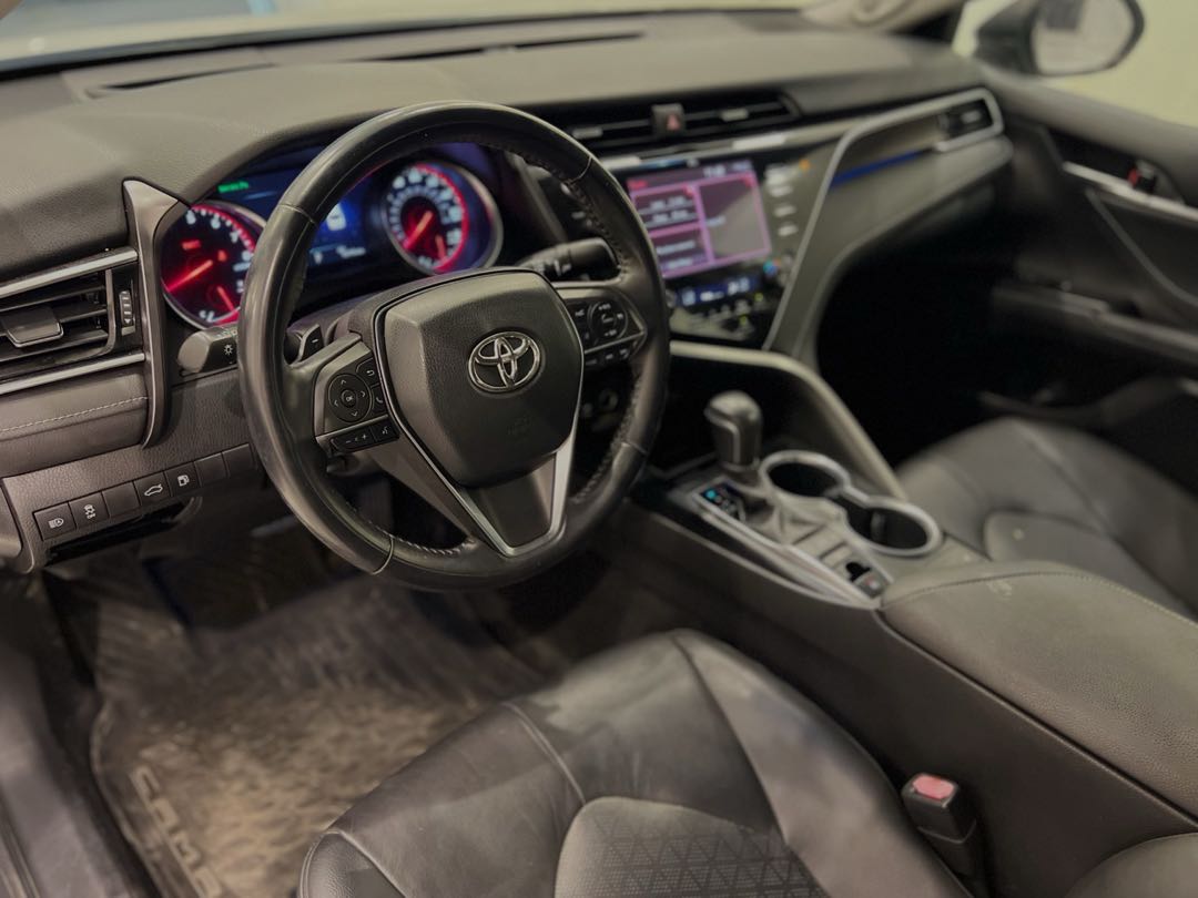 Car Image 2018 TOYOTA CAMRY XSE