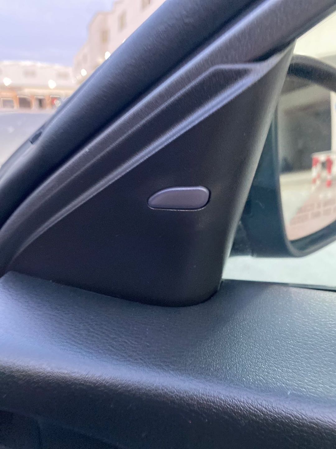 Car Image 2019 NISSAN ALTIMA SV