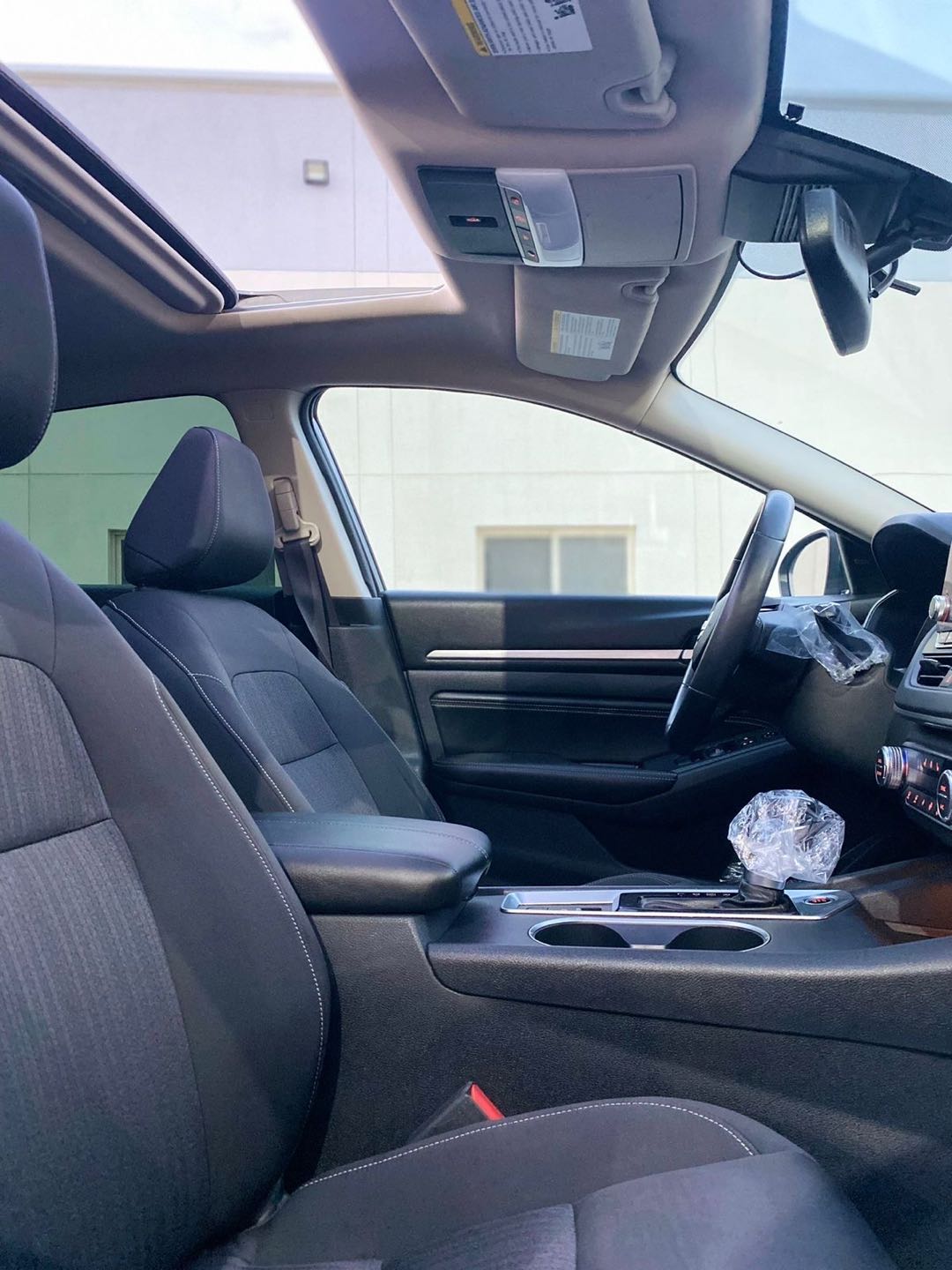 Car Image 2019 NISSAN ALTIMA SV