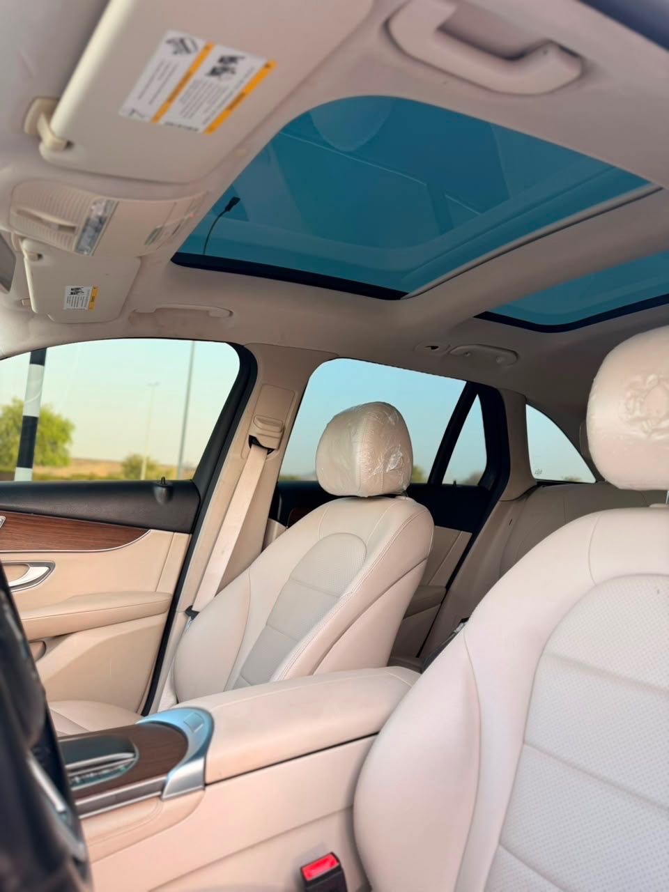 Car Image 2020 MERCEDES GLC CLASS 300
