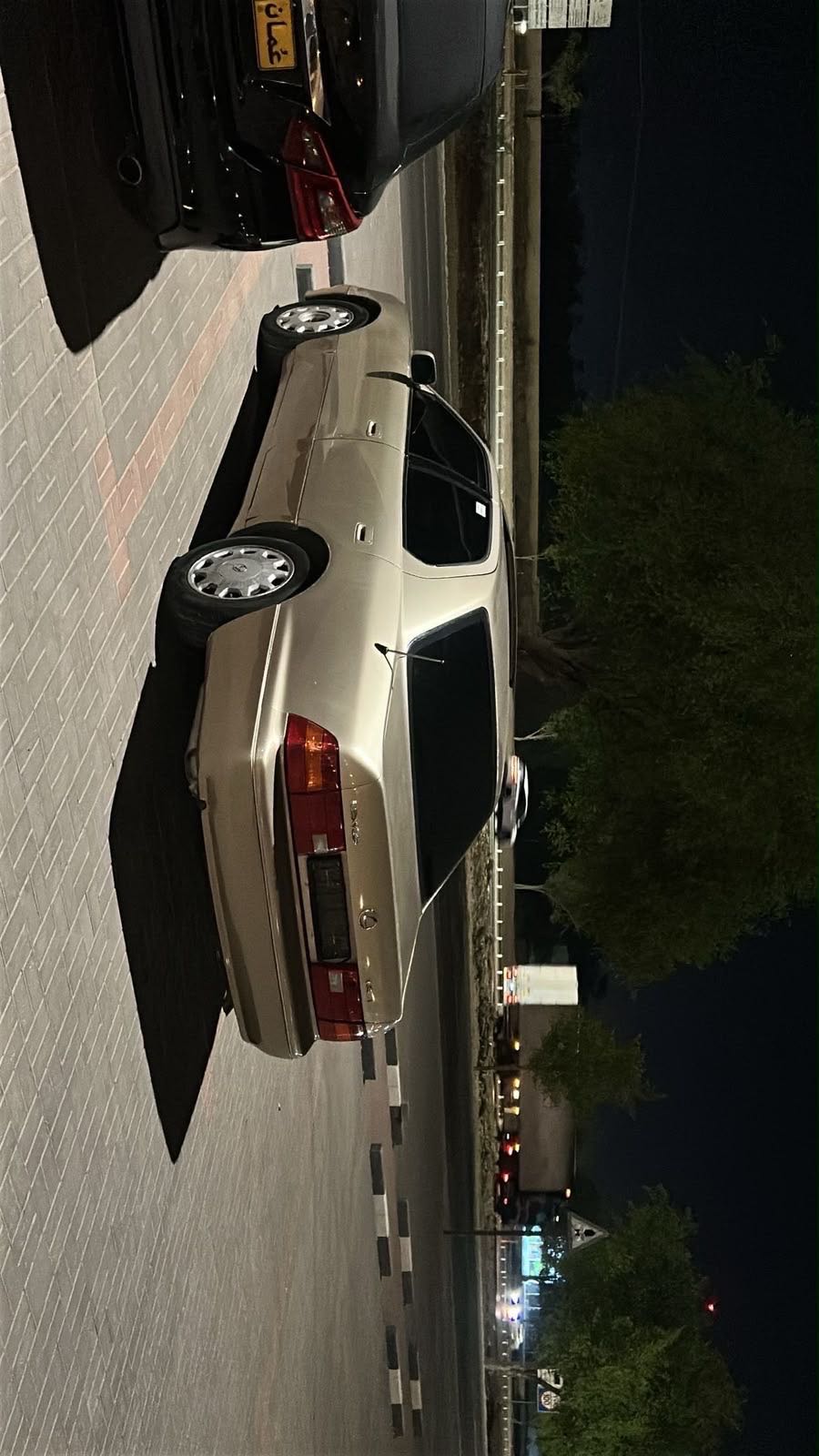 Car Image 1996 LEXUS LS 400