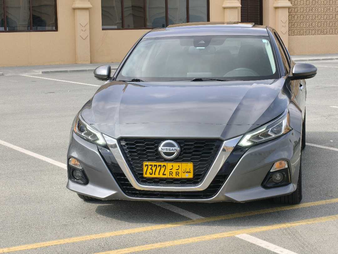 Car Image 2019 NISSAN ALTIMA SL
