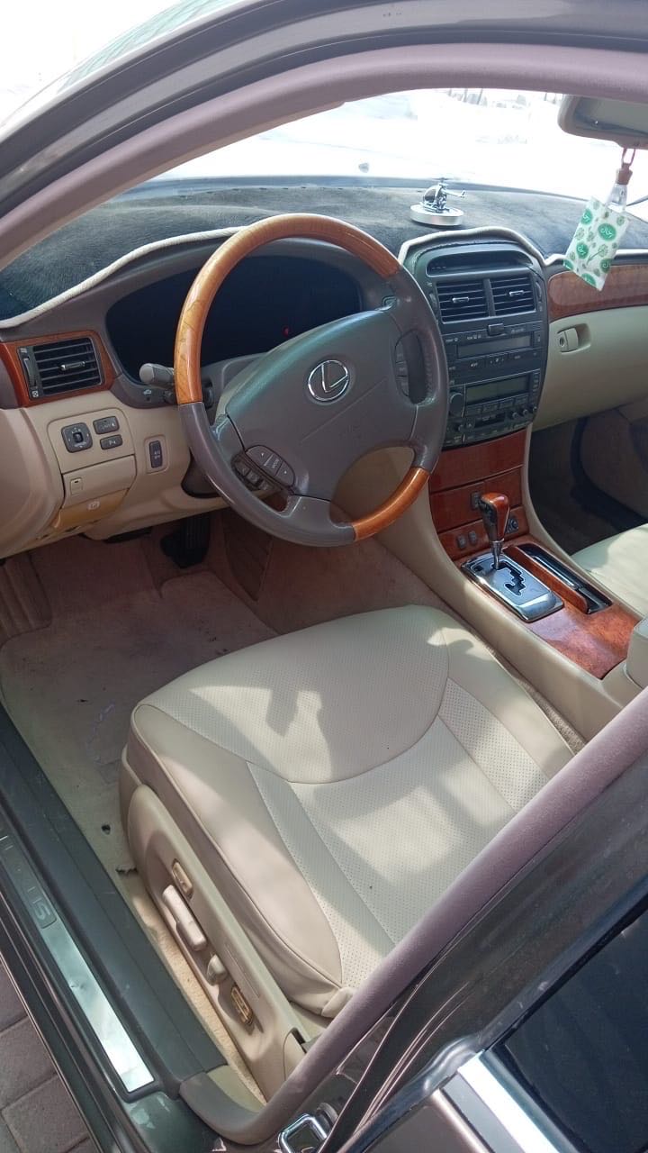 Car Image 2004 LEXUS LS 430