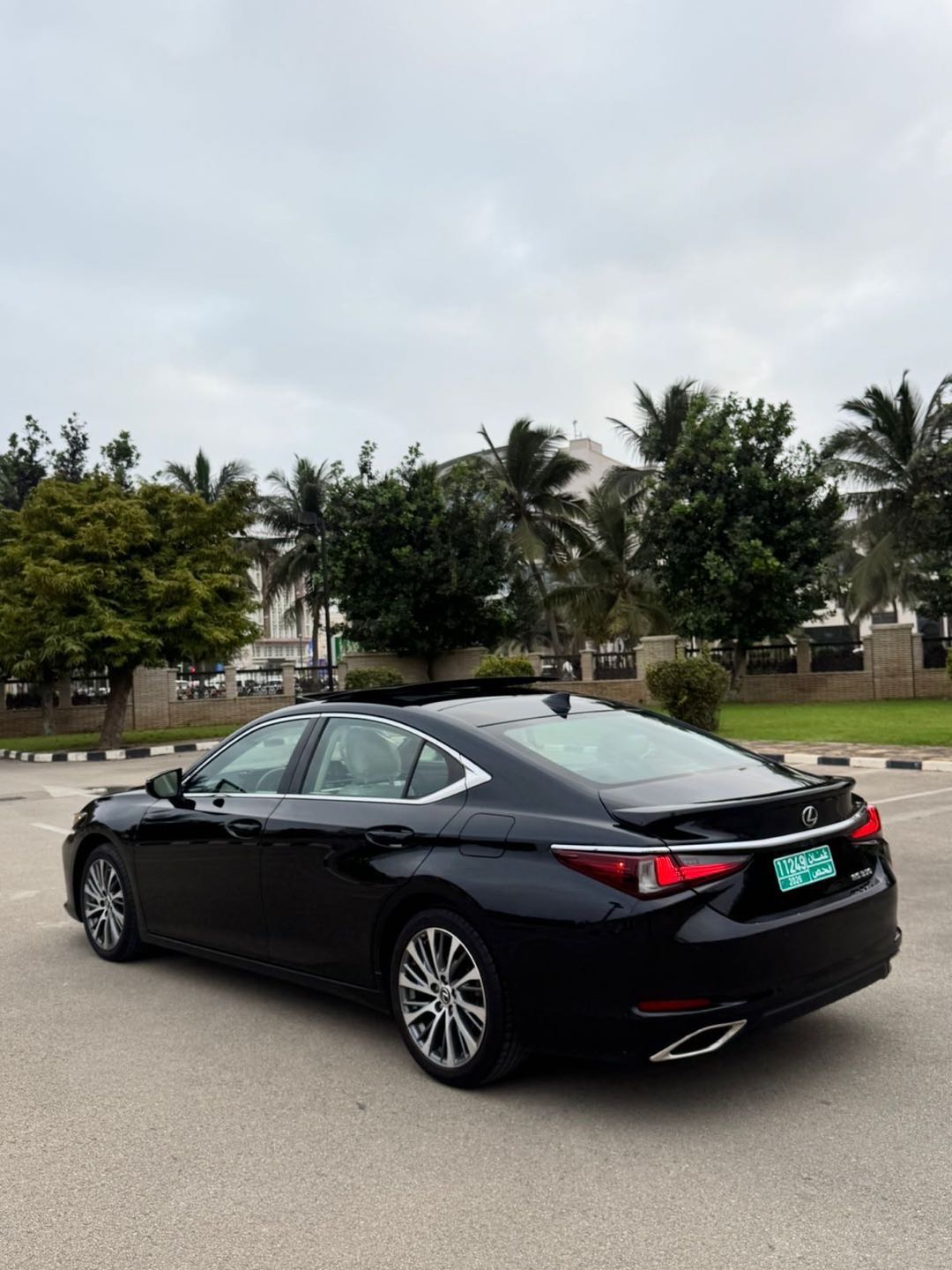 Car Image 2020 LEXUS ES 350