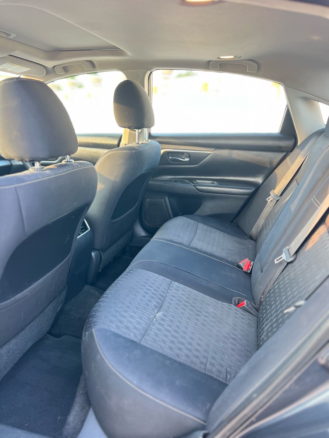 Car Image 2018 NISSAN ALTIMA SV