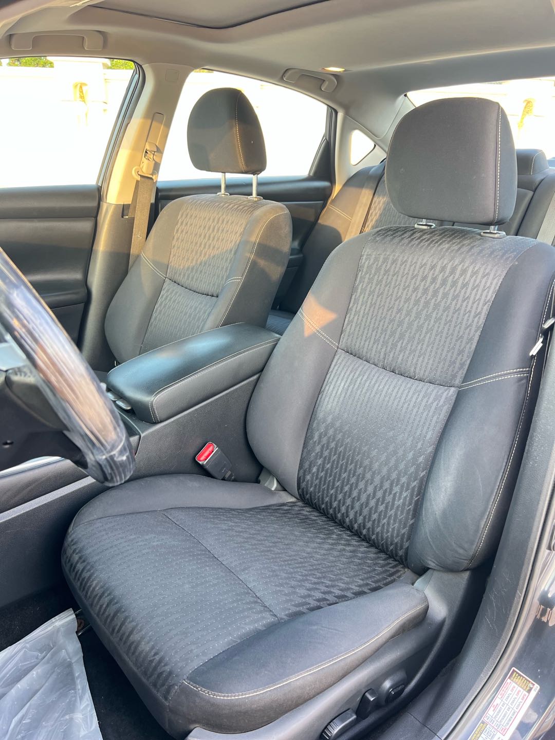 Car Image 2018 NISSAN ALTIMA SV
