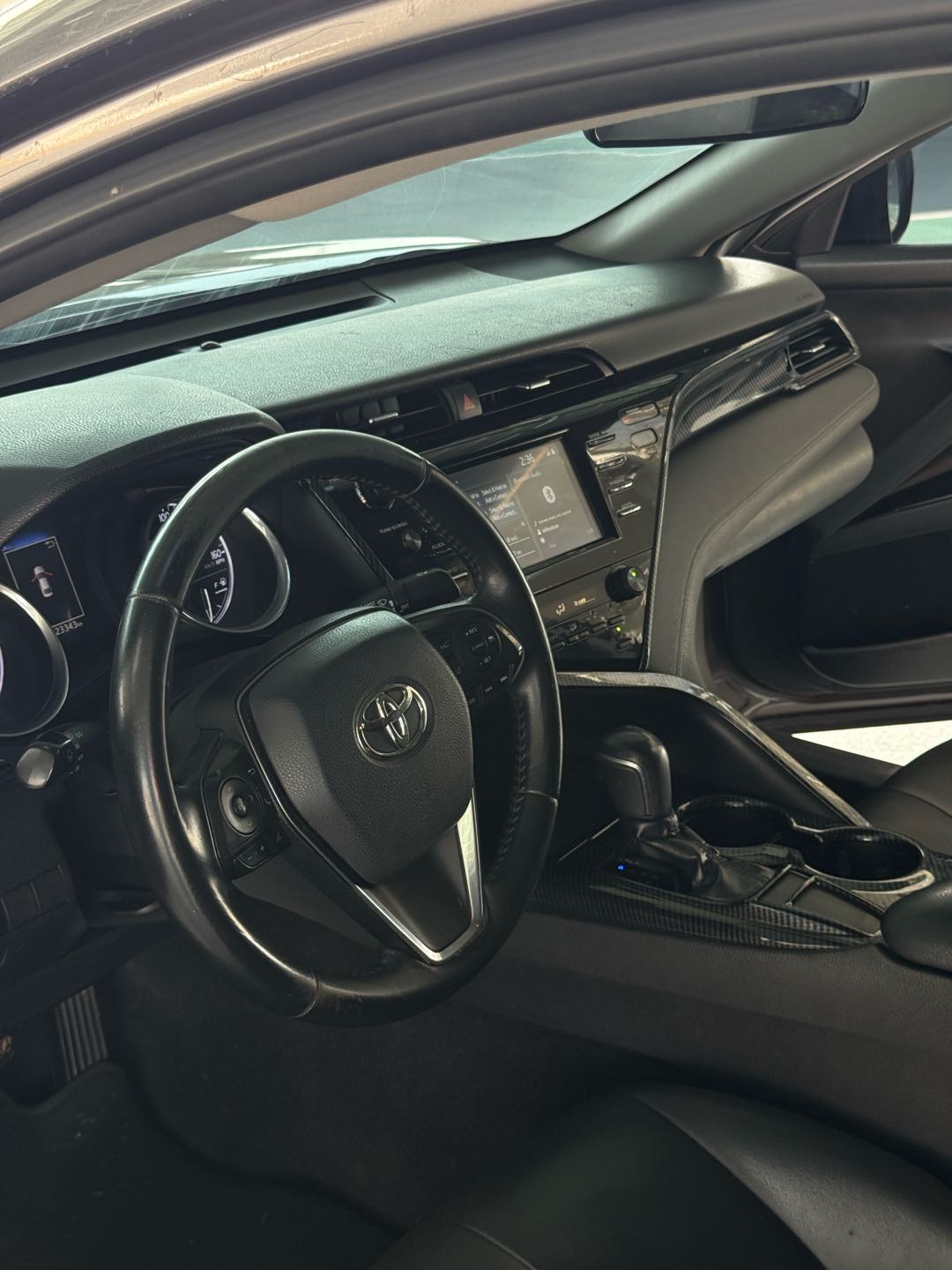 Car Image 2018 TOYOTA CAMRY SE
