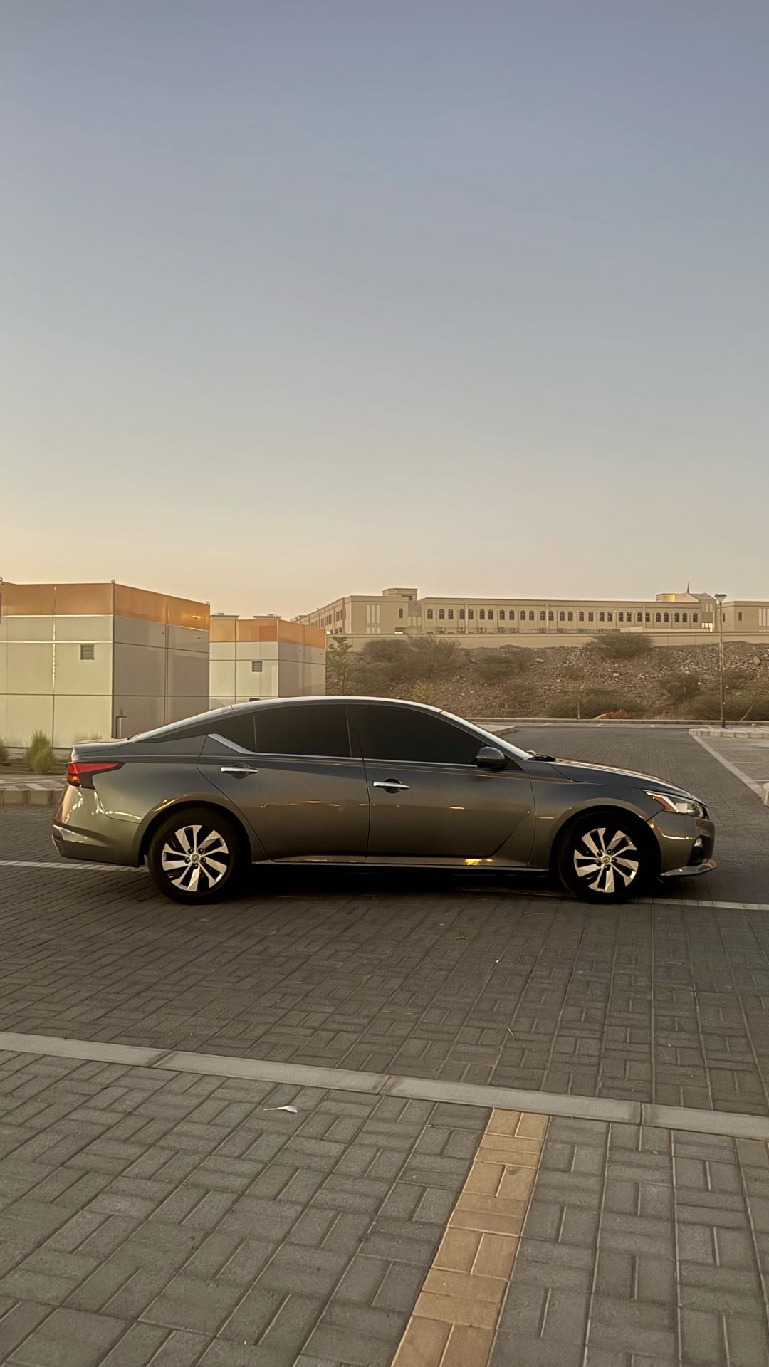 Car Image 2019 NISSAN ALTIMA S