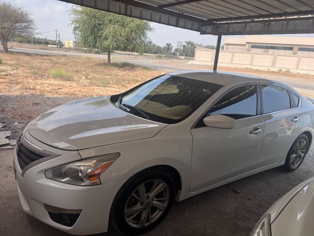 Car Image 2015 NISSAN ALTIMA S